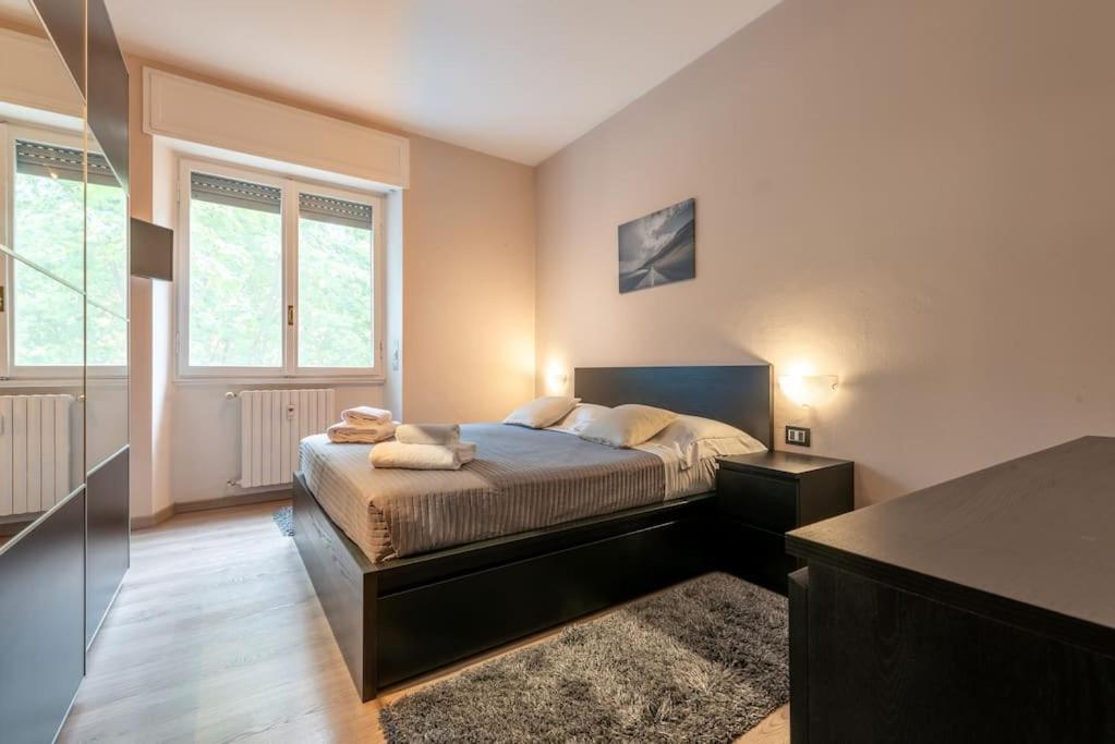 Apartment Intero Alloggio Bande Nere M1 *